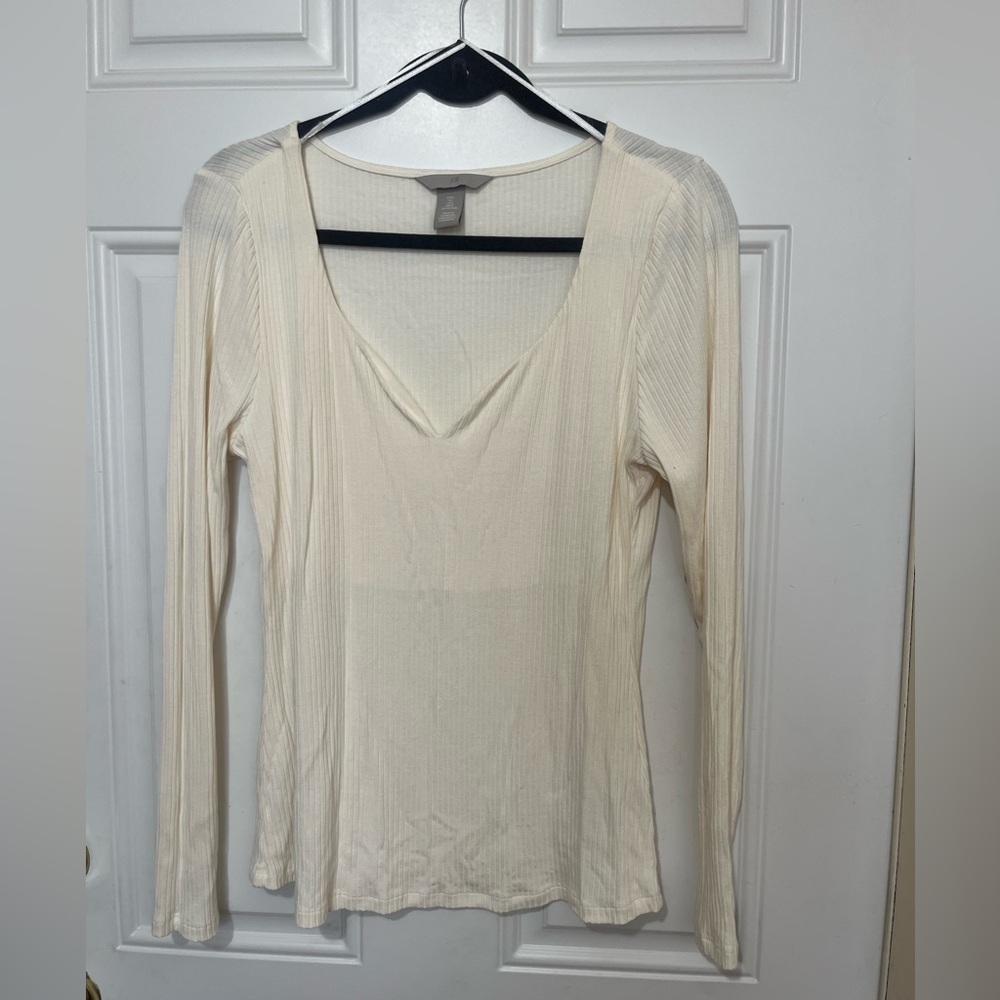 H&M Ribbed V-Neck Long Sleeve Top in Cream